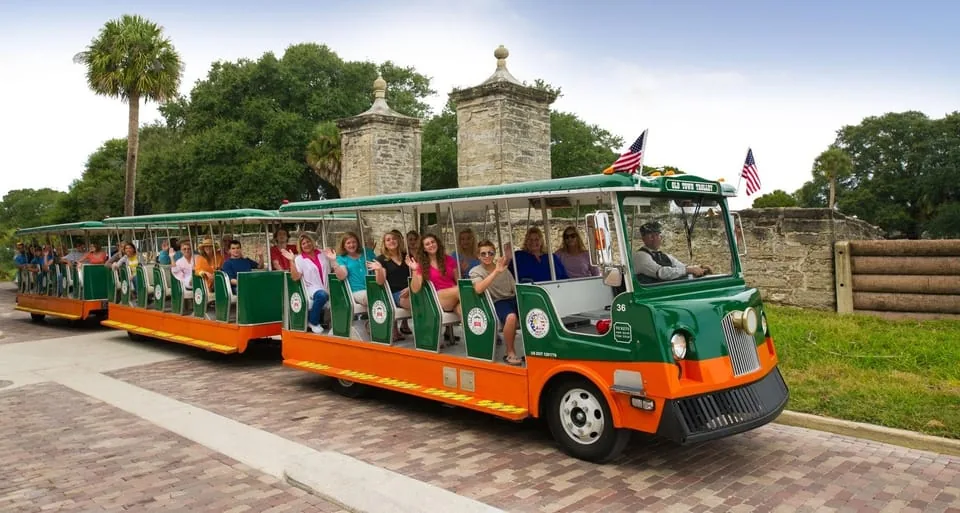 St. Augustine: Hop-on Hop-off Trolley Tour with Museum Entry
